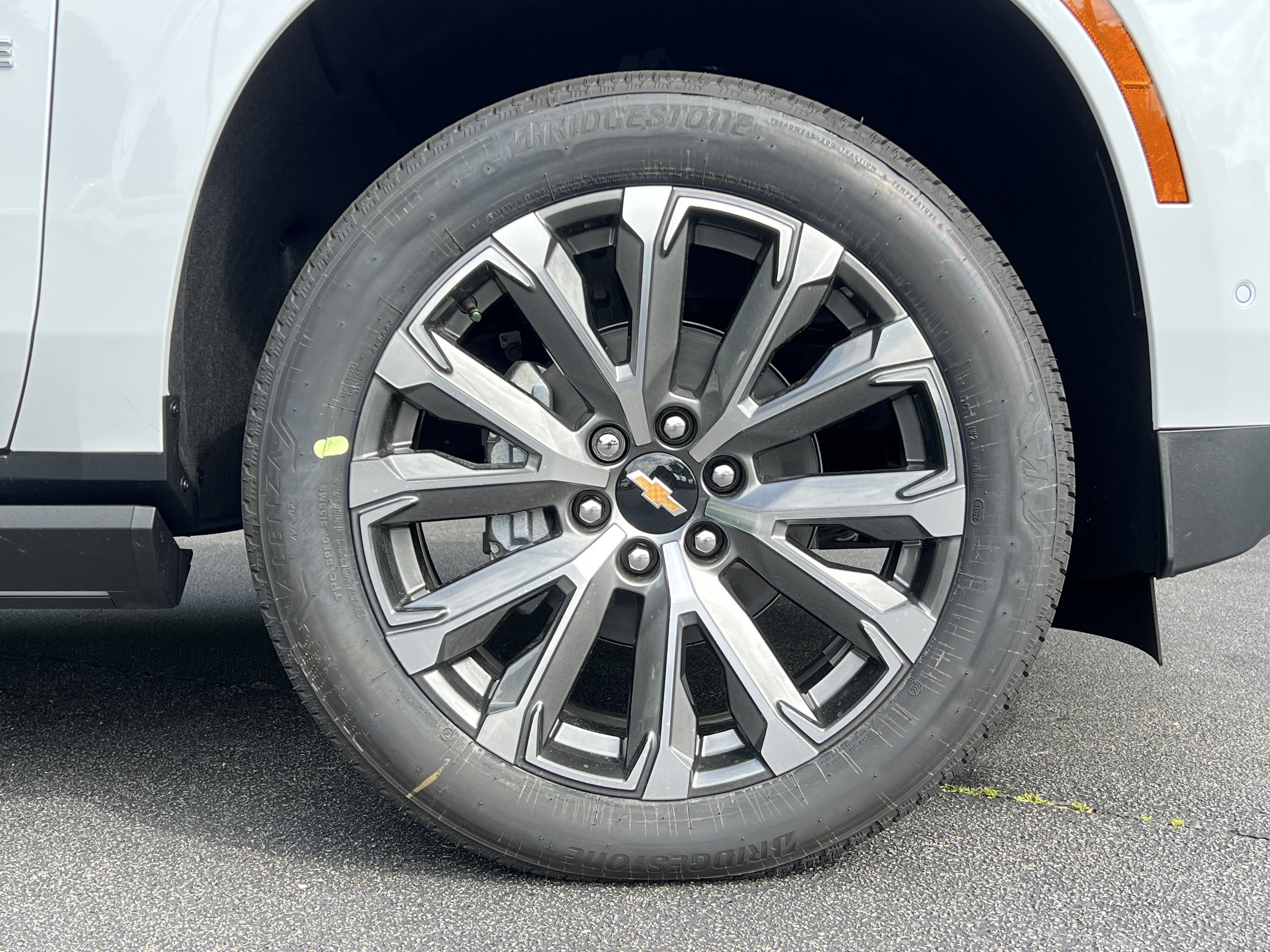 New 2026 Chevrolet Tahoe High Country AWD/4WD image 13