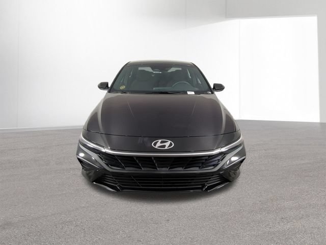 New 2026 Hyundai Elantra Sport FWD image 15