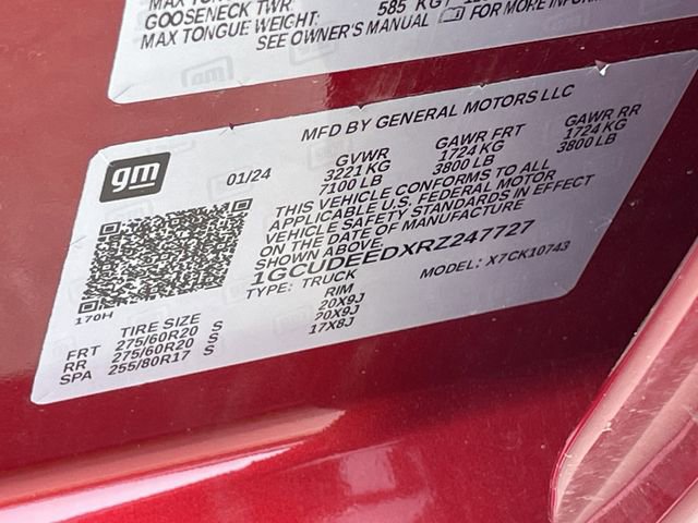 Used 2024 Chevrolet Silverado 1500 RST AWD/4WD image 30