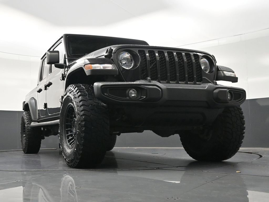 Used 2021 Jeep Gladiator Sport AWD/4WD image 31