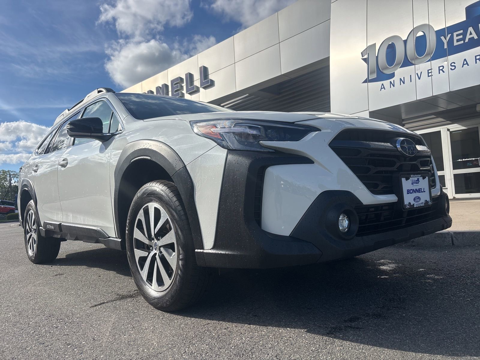Used 2024 Subaru Outback Premium AWD/4WD image 10