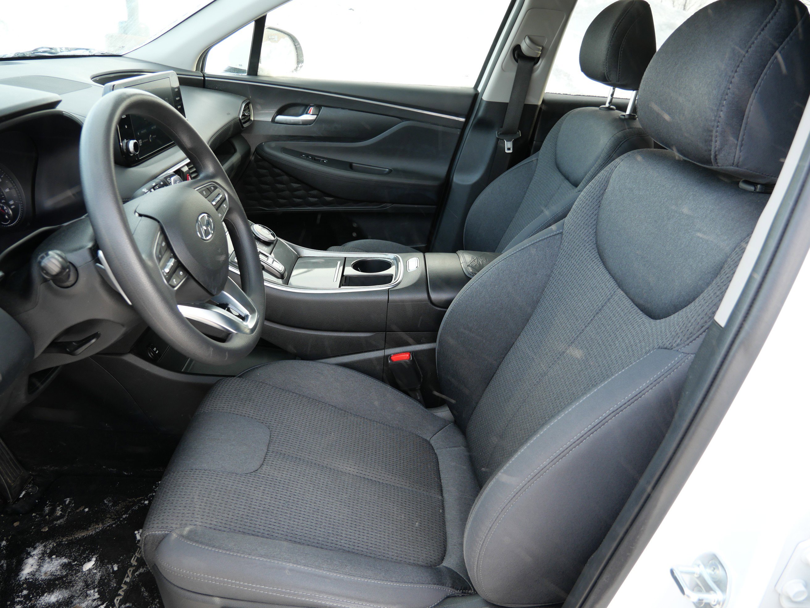 Certified 2023 Hyundai Santa Fe SE image 9