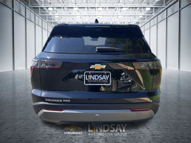 New 2027 Chevrolet Equinox LT w/ Convenience Package II AWD/4WD image 3