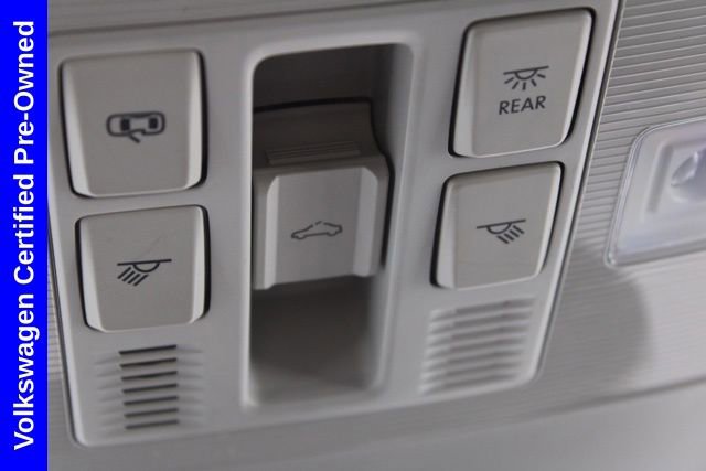 Used 2025 Volkswagen Taos SE image 25