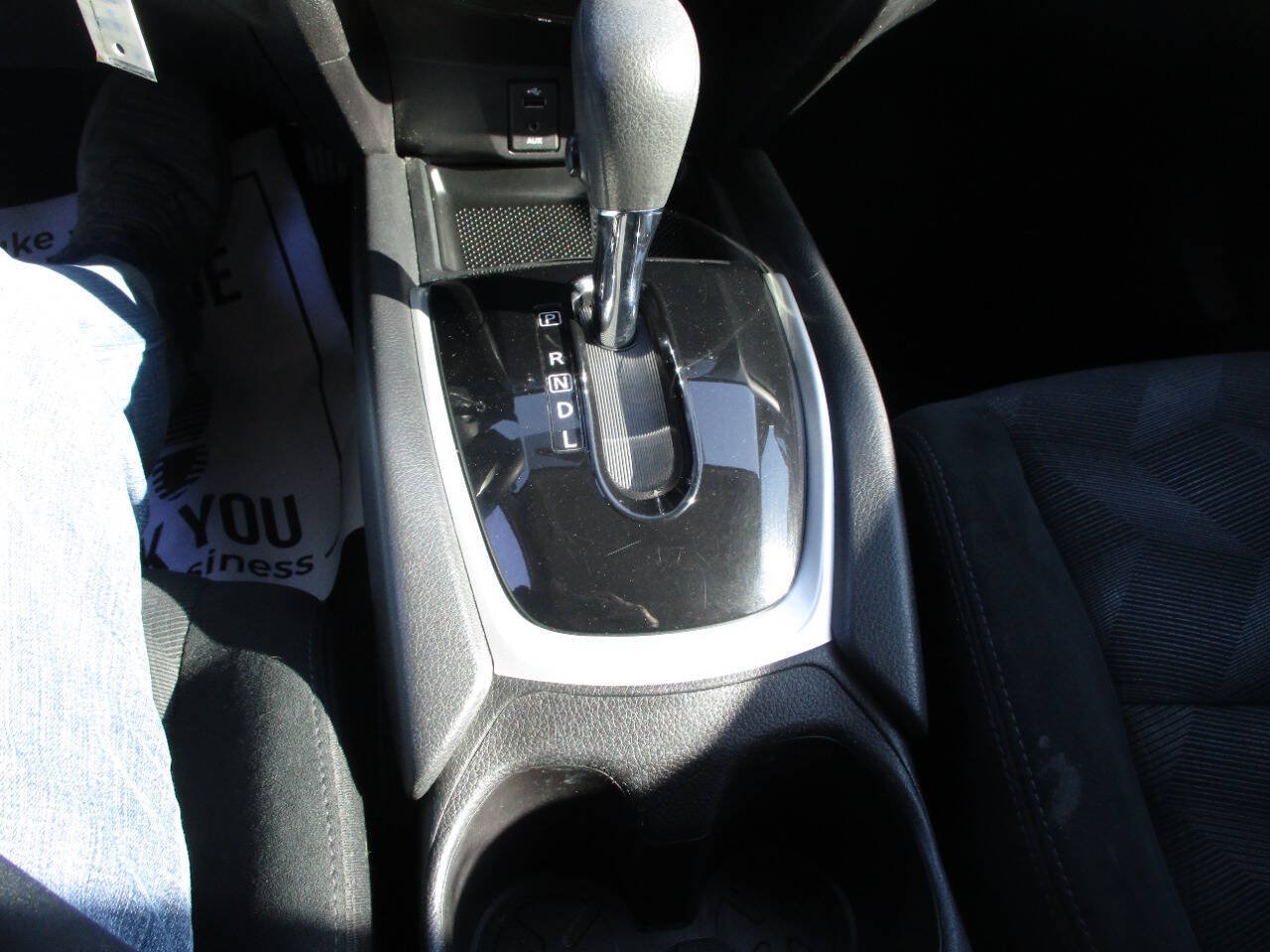 Used 2016 Nissan Rogue S AWD/4WD image 24