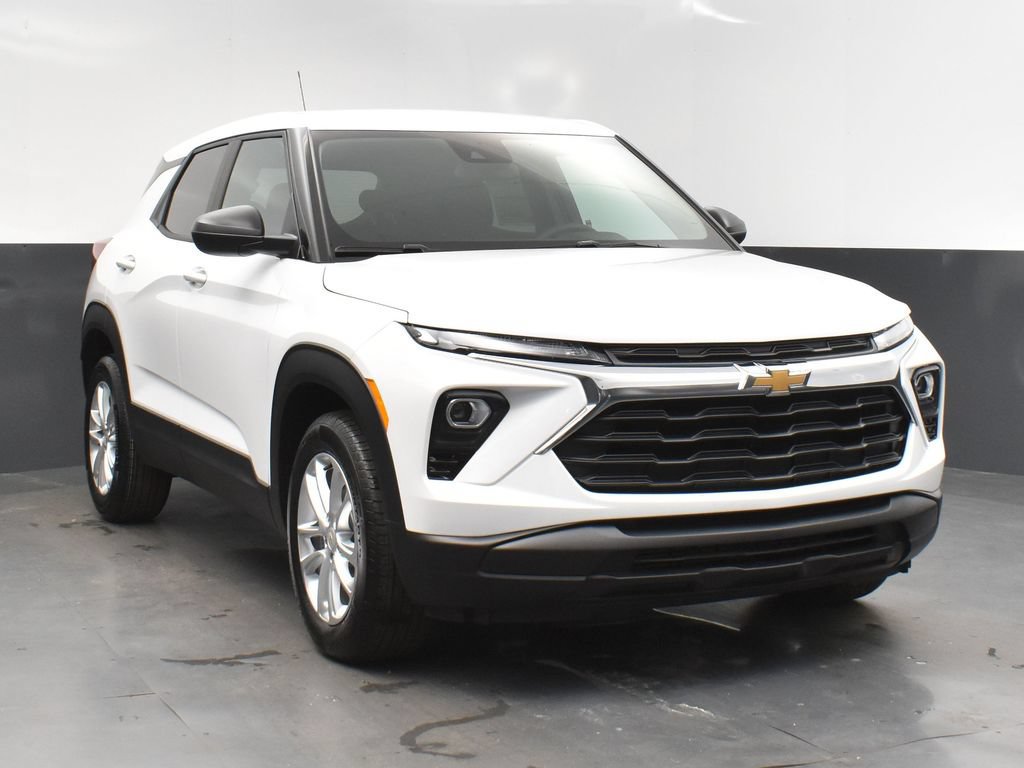 New 2025 Chevrolet TrailBlazer LS w/ LS Convenience Package FWD image 9