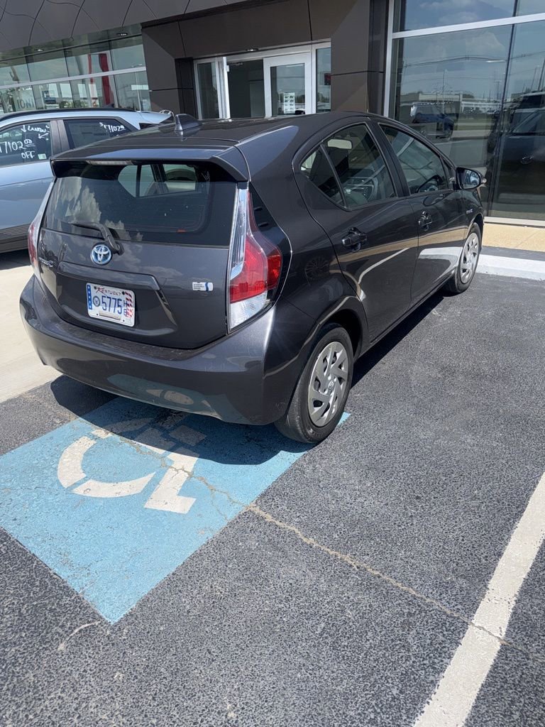 Used 2016 Toyota Prius C Three FWD image 3