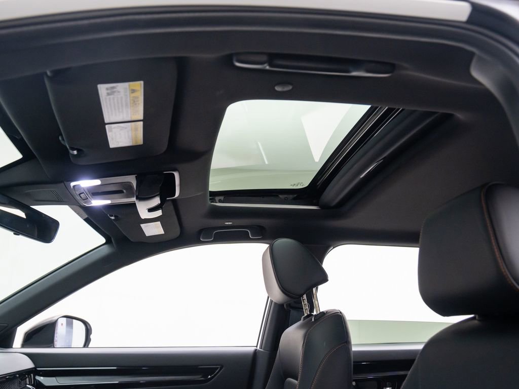 Certified 2023 Honda CR-V Sport Touring image 18