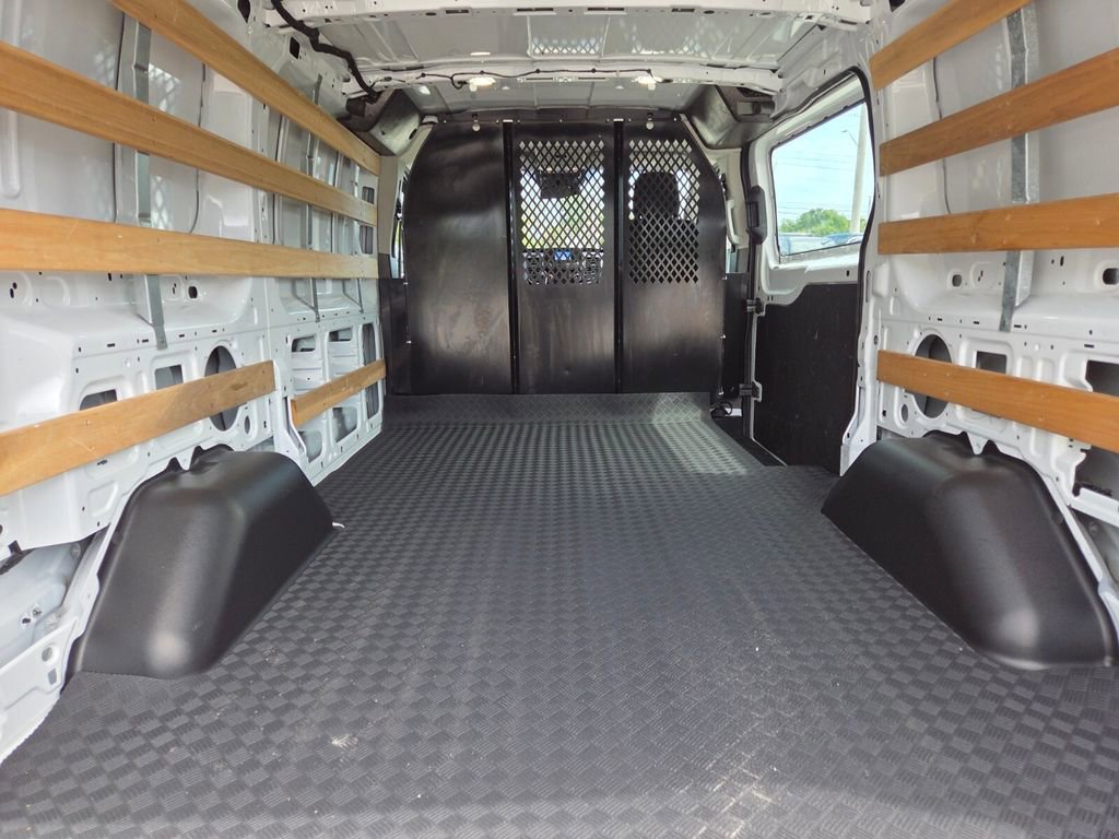 Used 2024 Ford Transit 250 Low Roof w/ Exterior Upgrade Package image 16