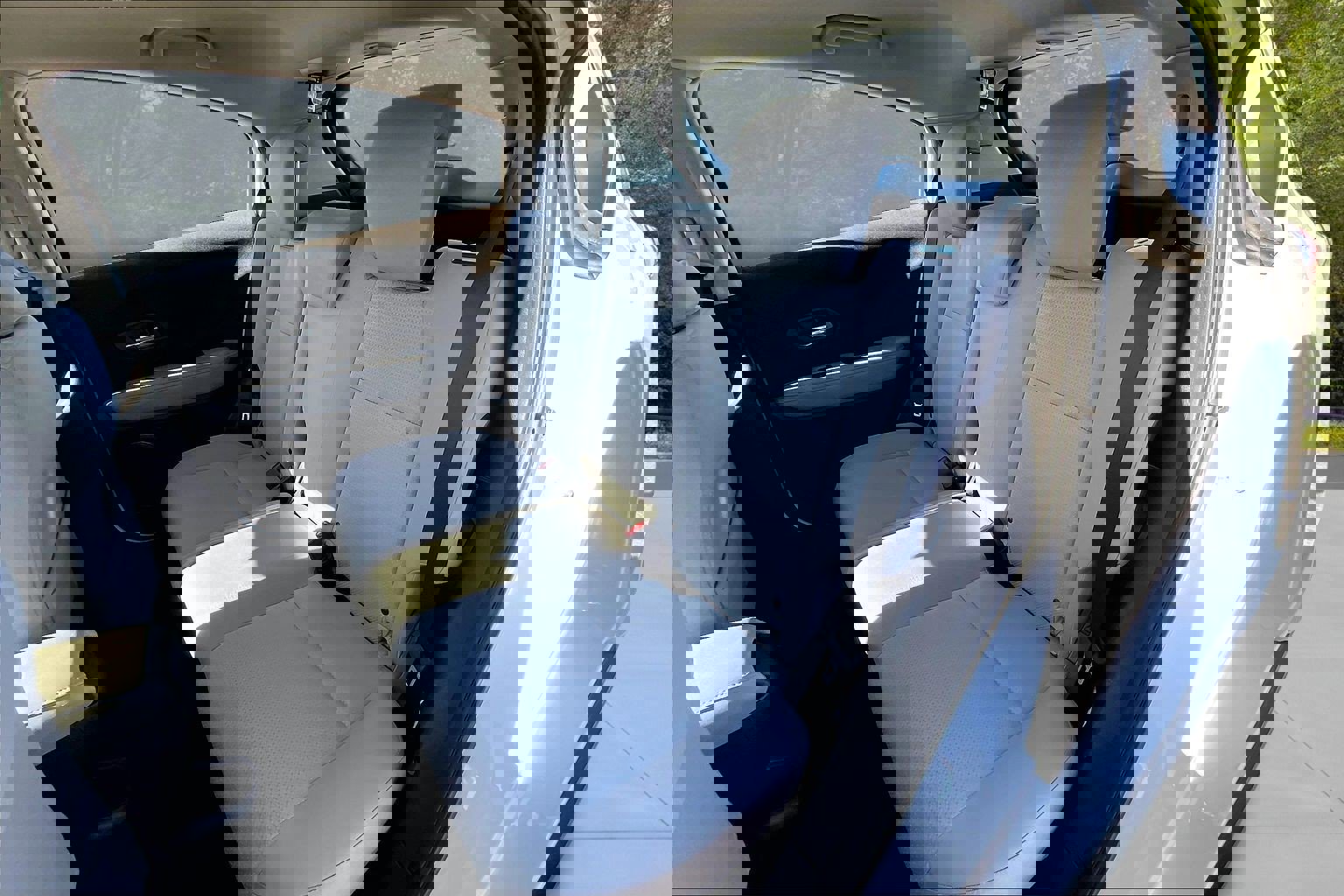 Used 2022 Honda HR-V LX image 24