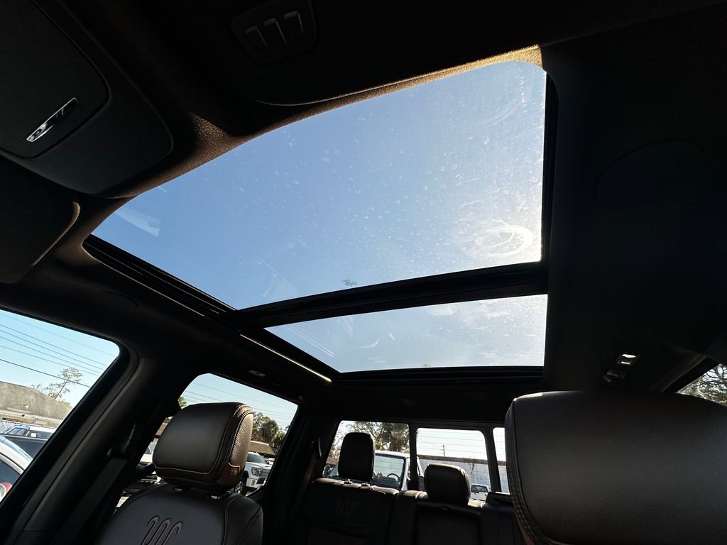 New 2025 Ford F150 King Ranch w/ FX4 Off-Road Package image 93