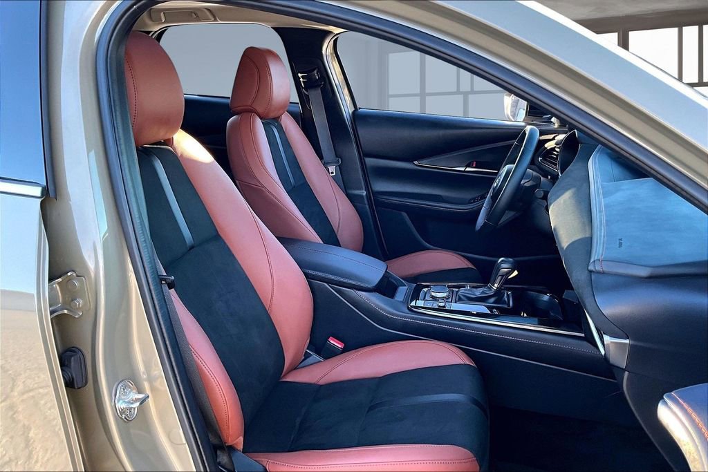 Used 2024 MAZDA CX-30 Carbon image 28