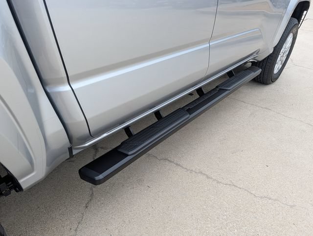 Used 2025 Toyota Tacoma SR AWD/4WD image 29