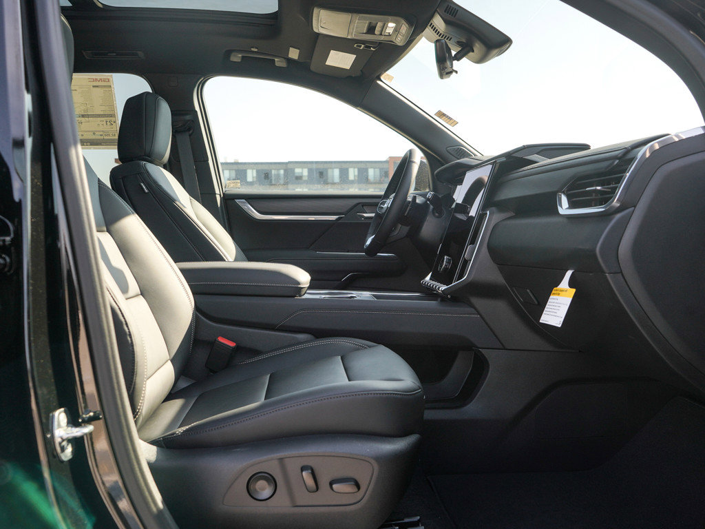 New 2026 GMC Acadia Elevation w/ Black Edition image 11