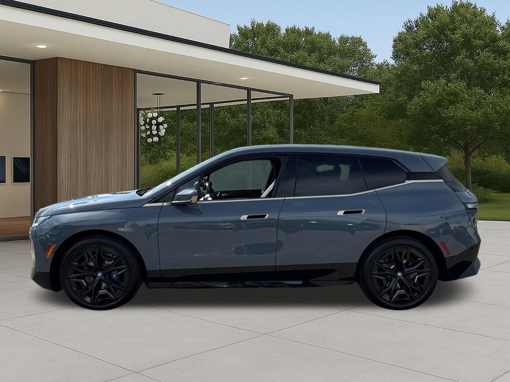 Used 2023 BMW iX M60 AWD/4WD image 13