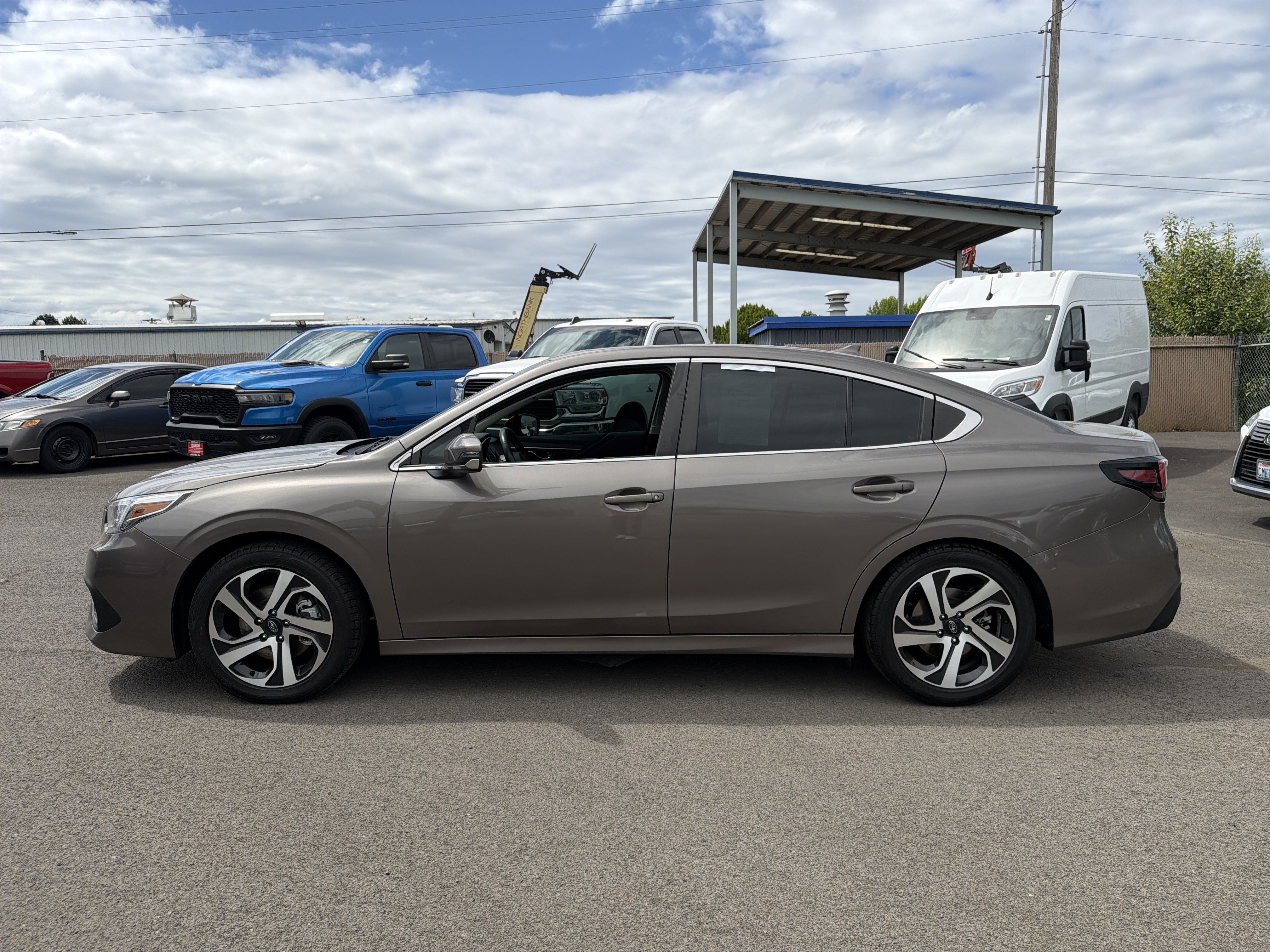 Used 2022 Subaru Legacy Limited AWD/4WD image 2