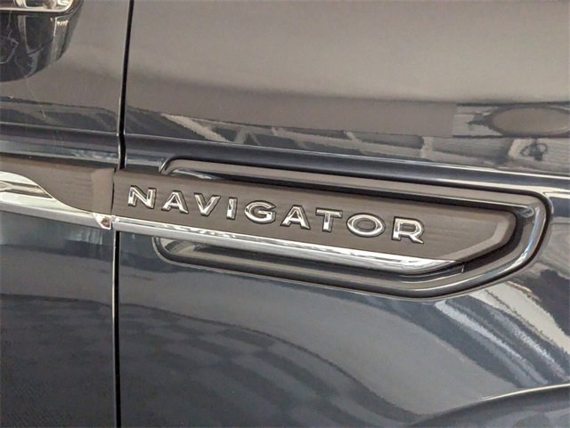 Used 2024 Lincoln Navigator L Reserve image 19