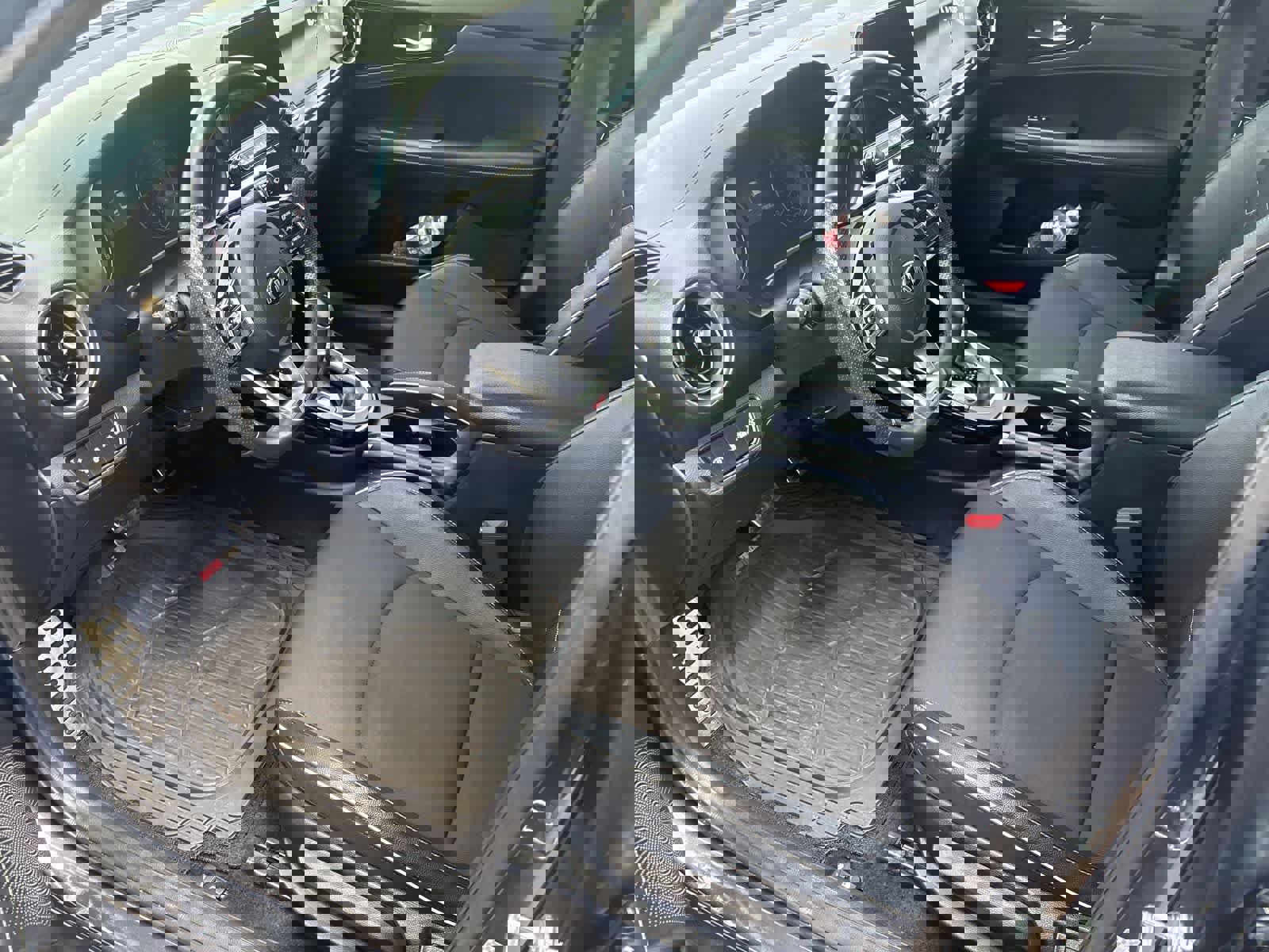 Used 2020 Kia Forte GT-Line image 11