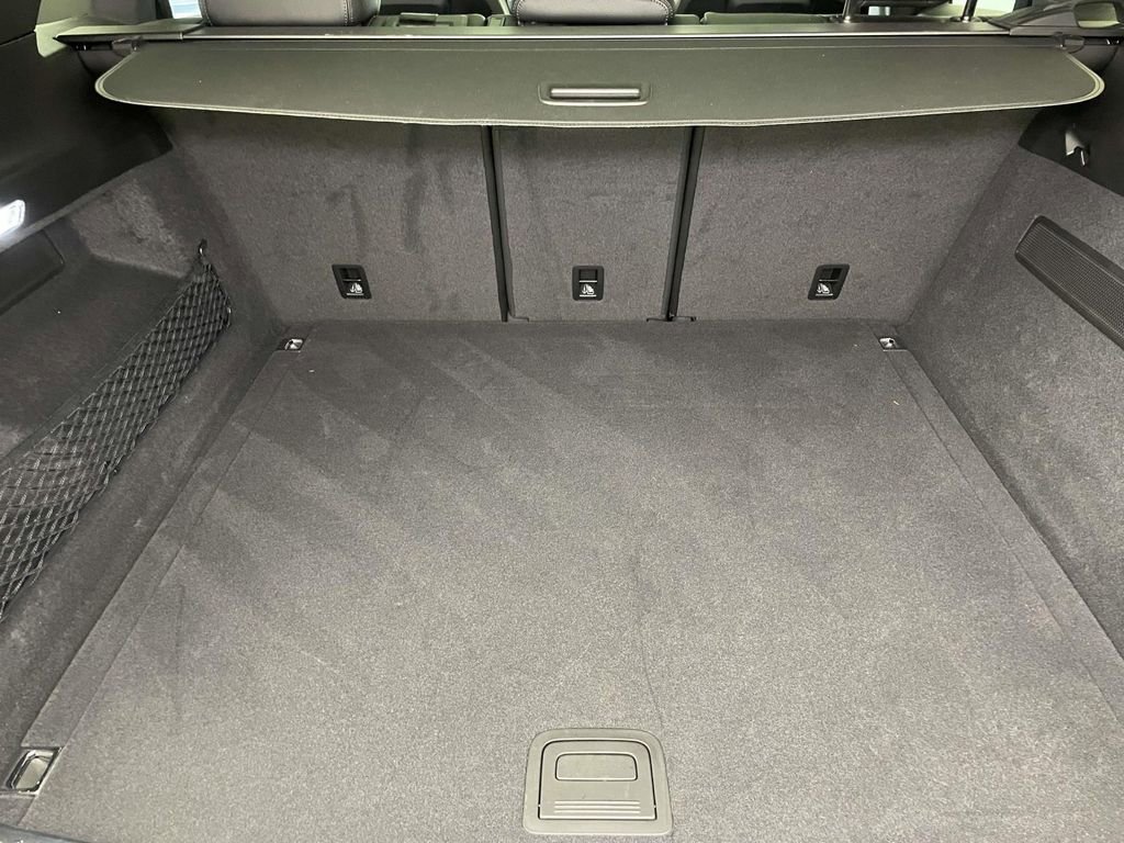 Used 2024 Porsche Cayenne image 20