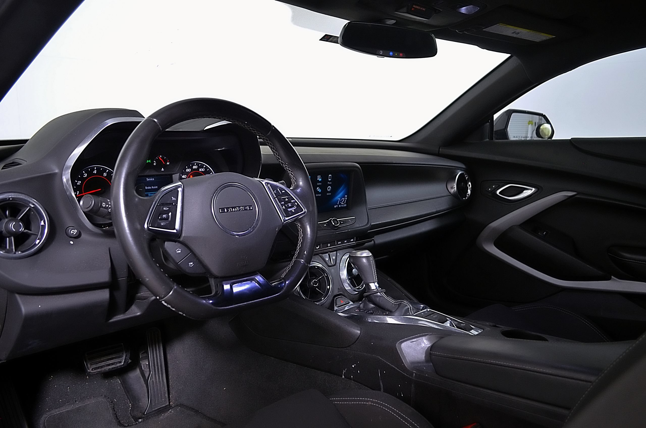 Used 2018 Chevrolet Camaro LT RWD image 12