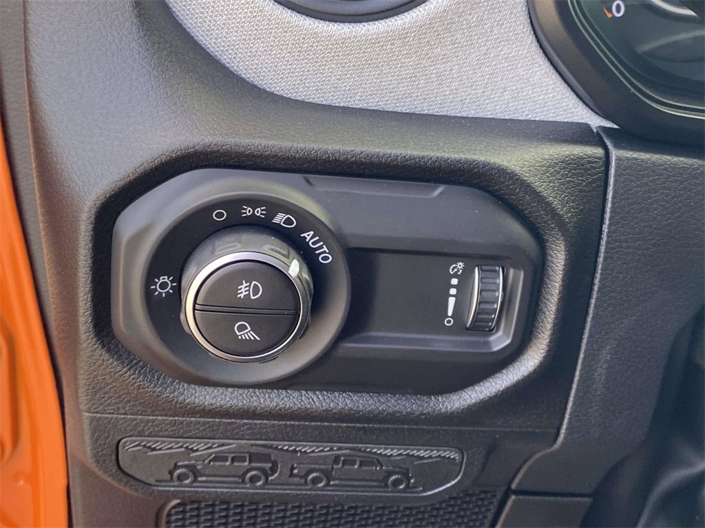 New 2025 Jeep Gladiator Sport image 64