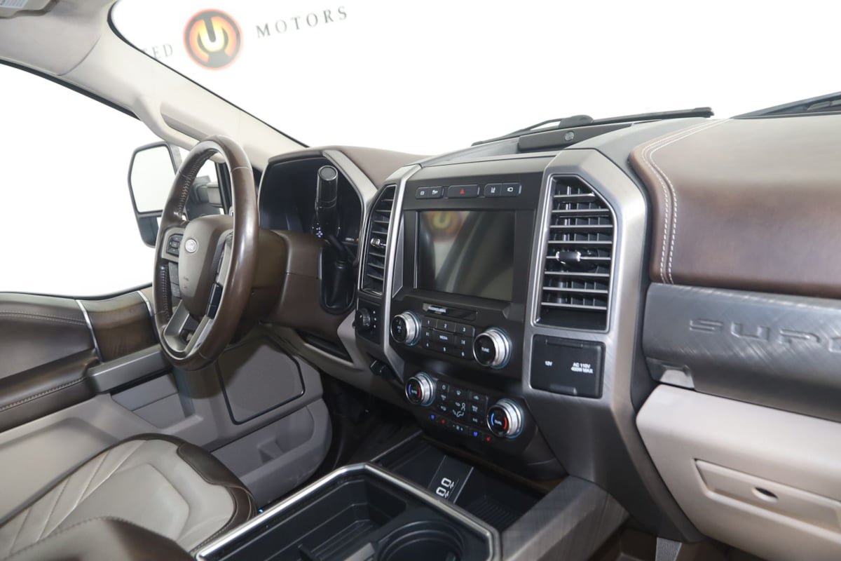 Used 2019 Ford F350 Limited AWD/4WD image 46