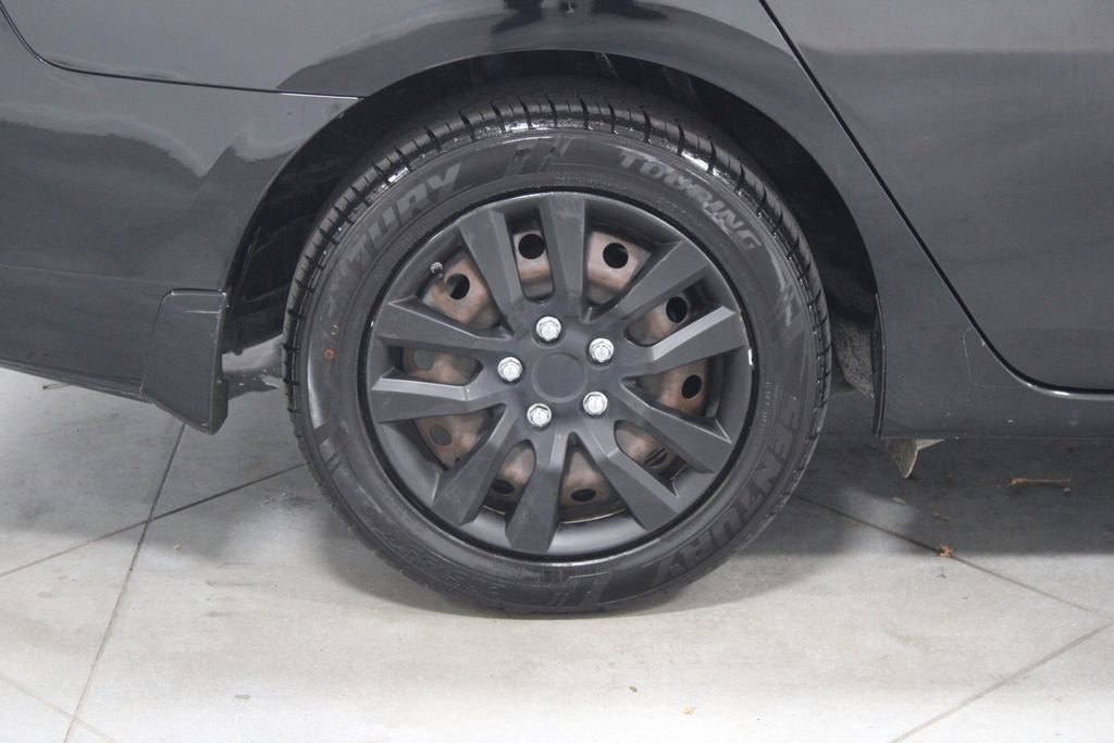 Used 2013 Nissan Sentra SV w/ Driver Pkg image 13