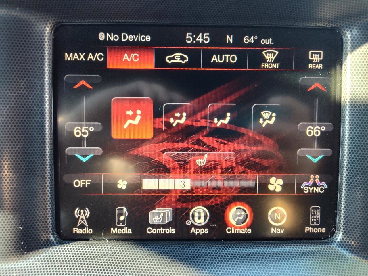 Used 2015 Dodge Charger SXT RWD image 30
