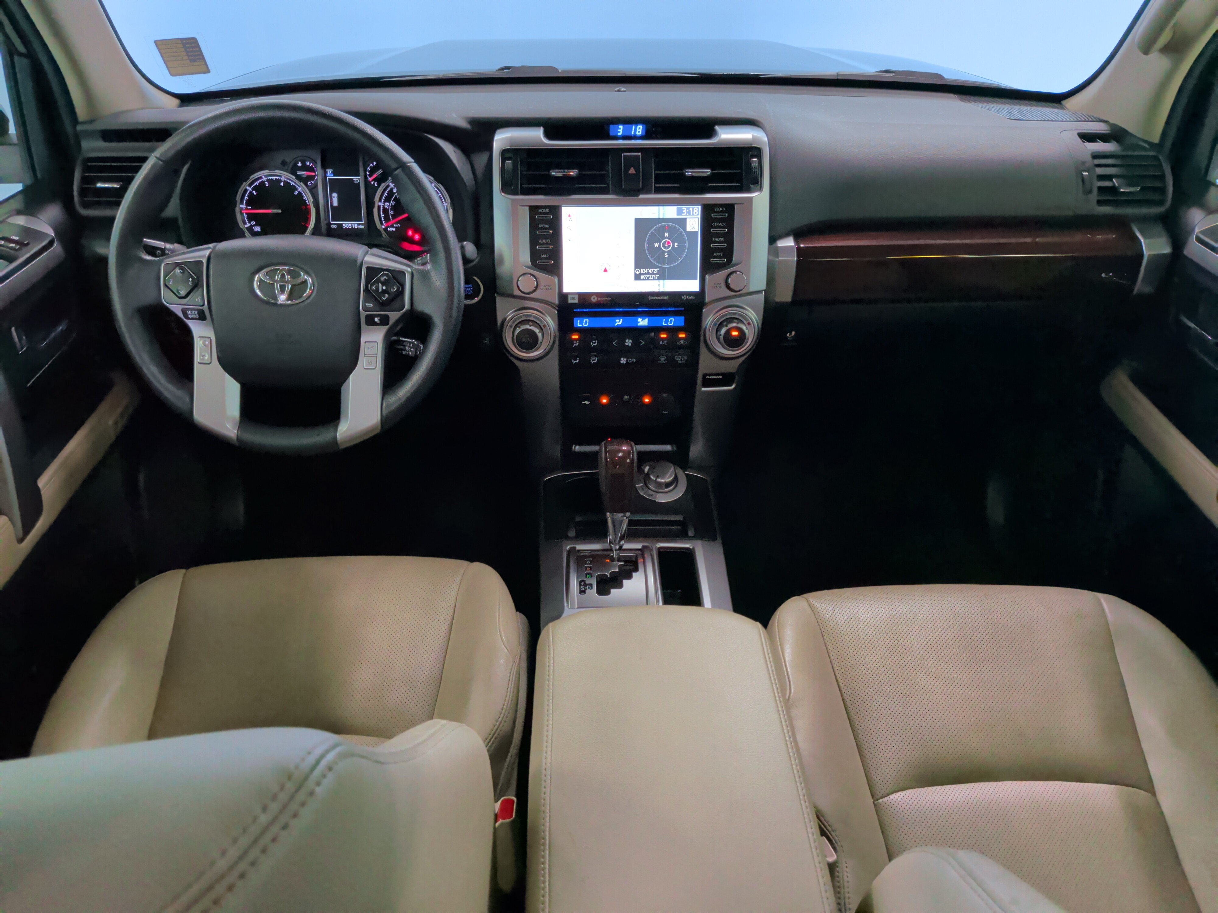 Used 2024 Toyota 4Runner Limited AWD/4WD image 16
