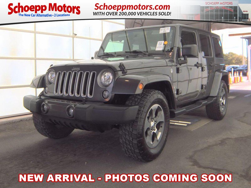 Used 2017 Jeep Wrangler Unlimited Sahara w/ Dual Top Group AWD/4WD image 1