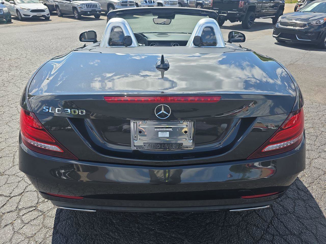 Used 2019 Mercedes-Benz SLC 300 image 14