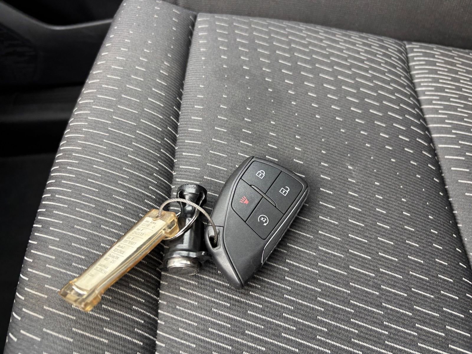 Used 2025 Chevrolet Equinox LT FWD image 22