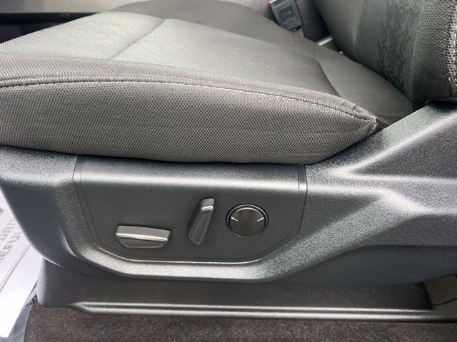 Used 2020 Ford F150 XLT w/ Equipment Group 302A Luxury AWD/4WD image 21