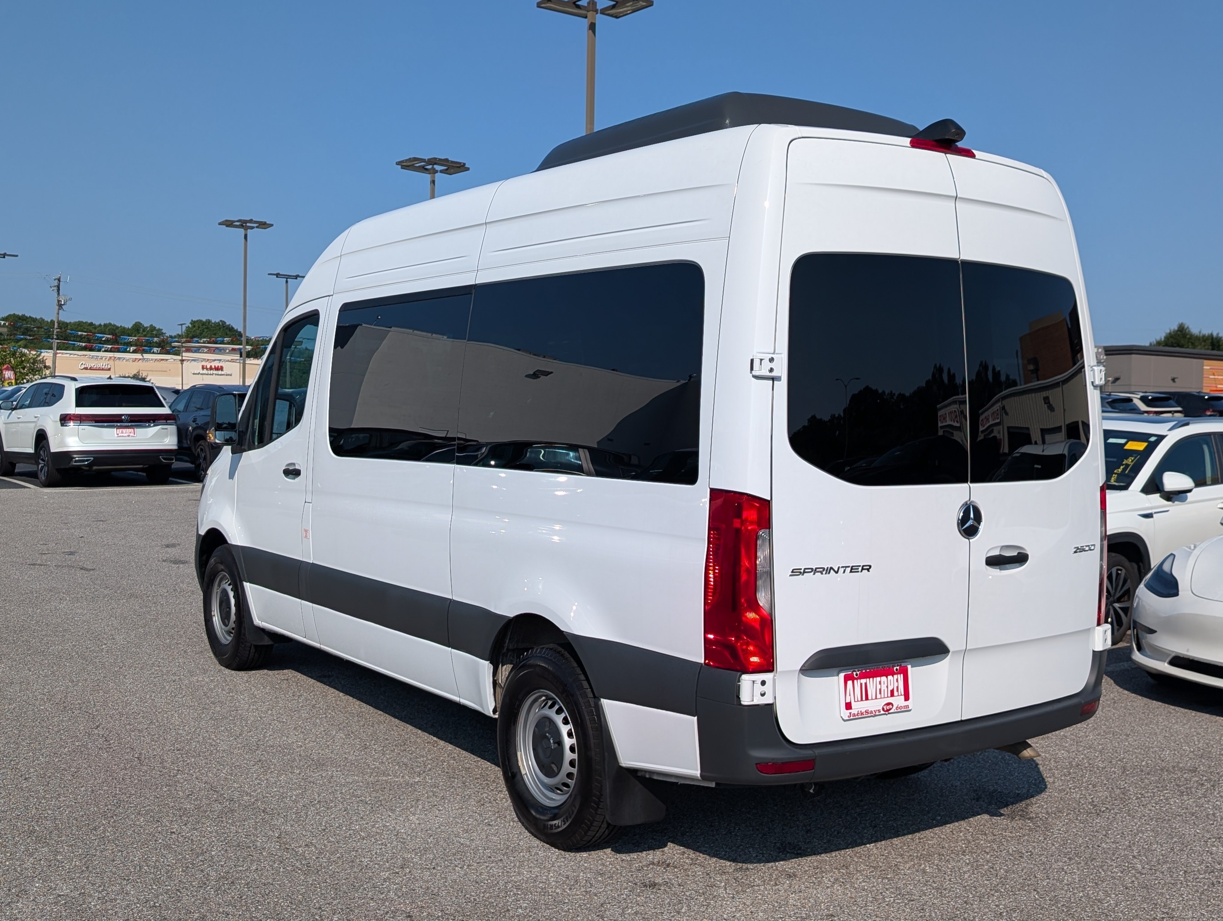 Used 2024 Mercedes-Benz Sprinter 2500 image 5