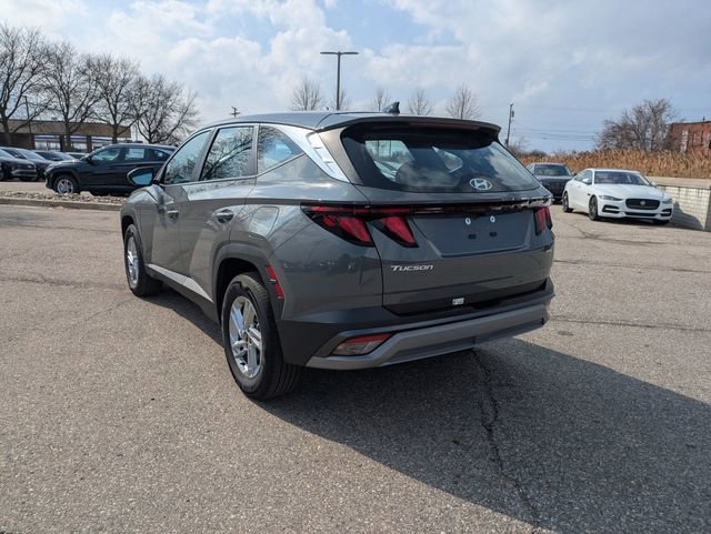Certified 2025 Hyundai Tucson SE image 6