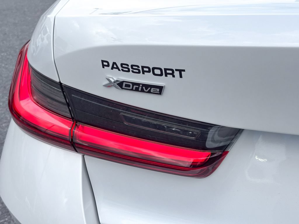 New 2026 BMW 330i xDrive Sedan w/ Premium Package AWD/4WD image 6