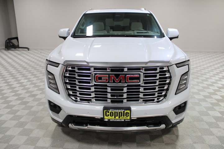 New 2026 GMC Yukon XL Denali w/ Denali Reserve Package AWD/4WD image 7