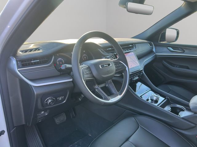 New 2025 Jeep Grand Cherokee Limited image 24