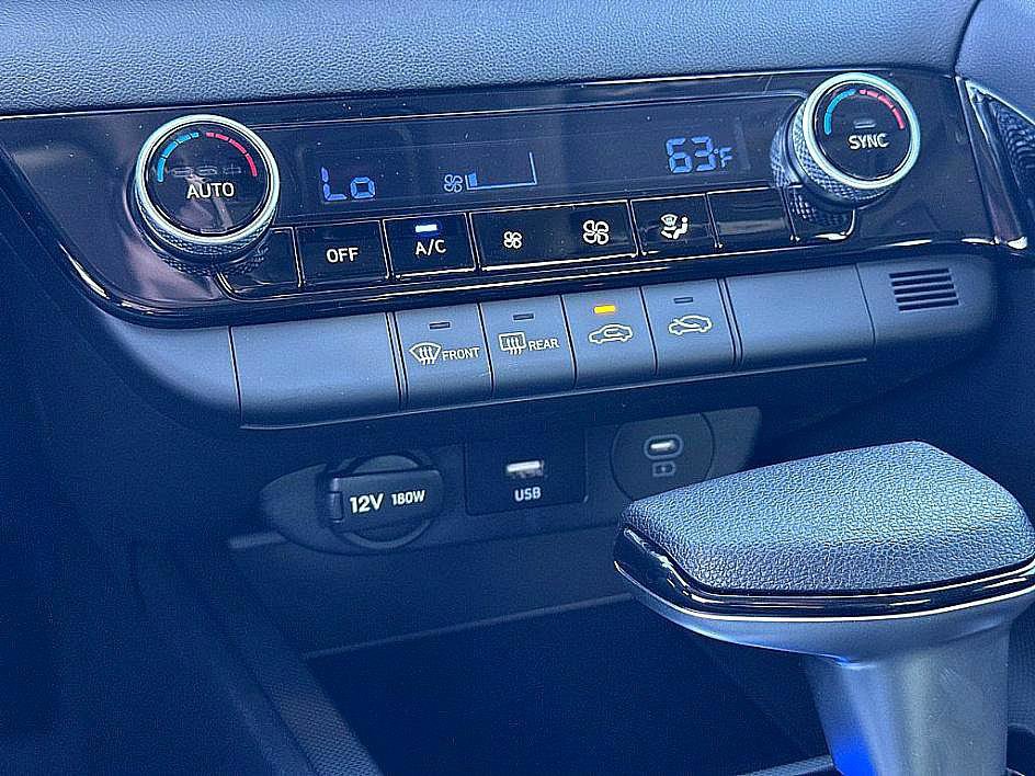 New 2026 Hyundai Elantra Blue image 10