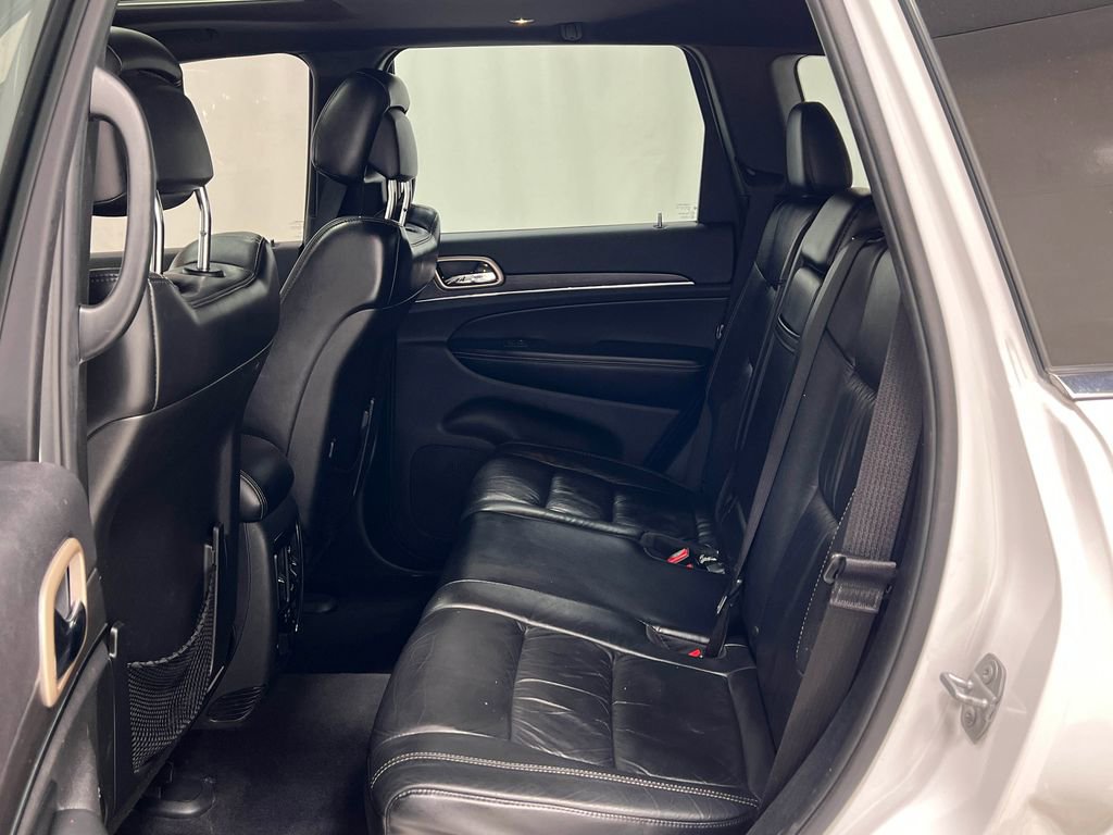 Used 2016 Jeep Grand Cherokee Limited AWD/4WD image 31