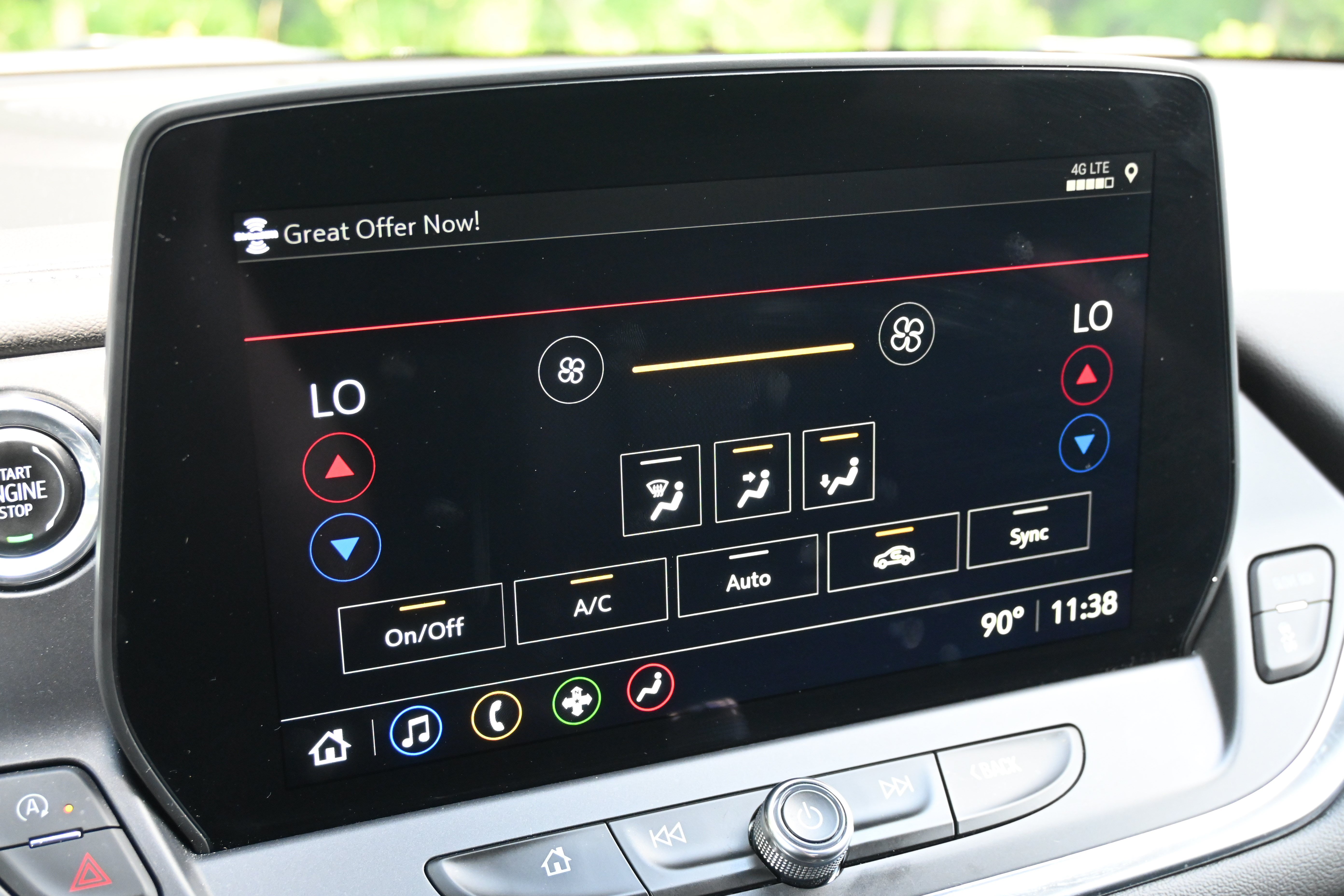 Used 2024 Chevrolet Blazer LT w/ Midnight/Sport Edition FWD image 29