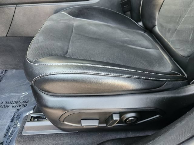 Used 2025 Jeep Grand Cherokee L Altitude RWD image 25