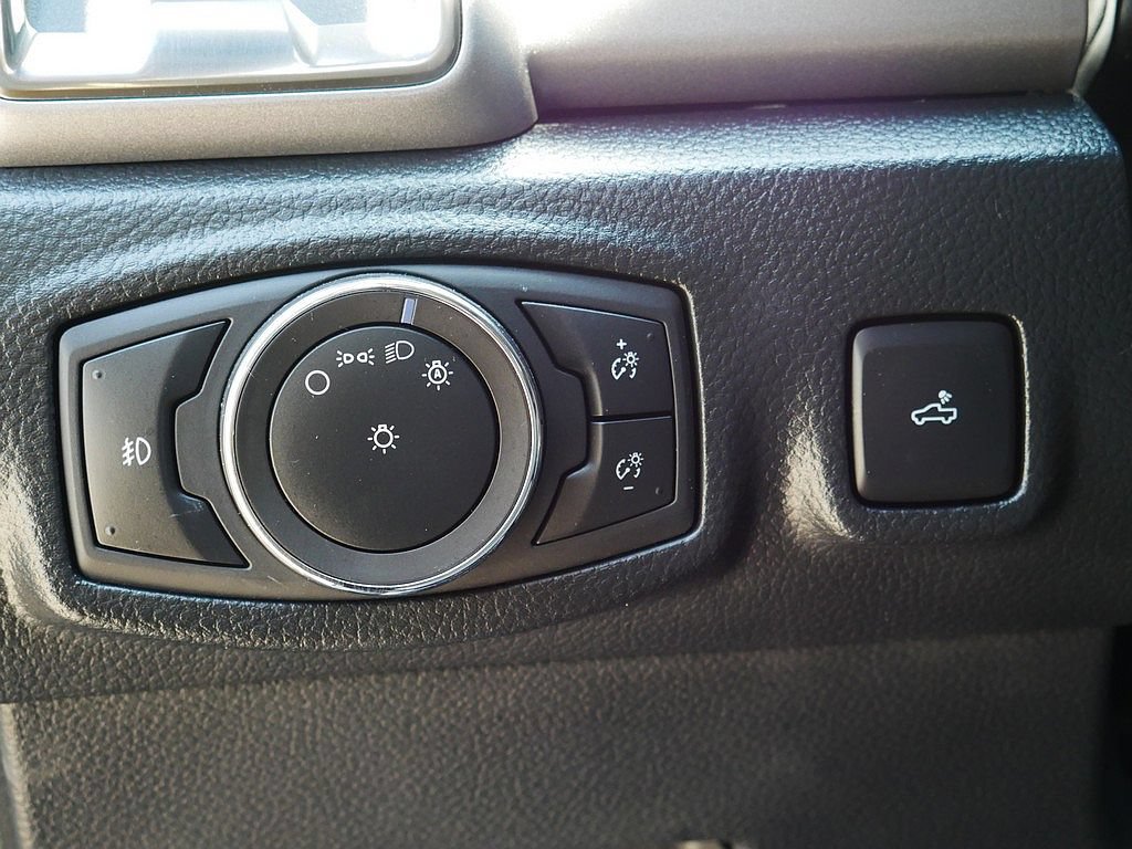 Used 2019 Ford Ranger XLT w/ Equipment Group 302A Luxury AWD/4WD image 29
