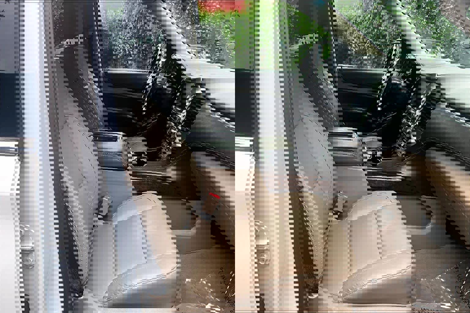 Used 2019 Chevrolet Tahoe LT w/ Texas Edition Package AWD/4WD image 8