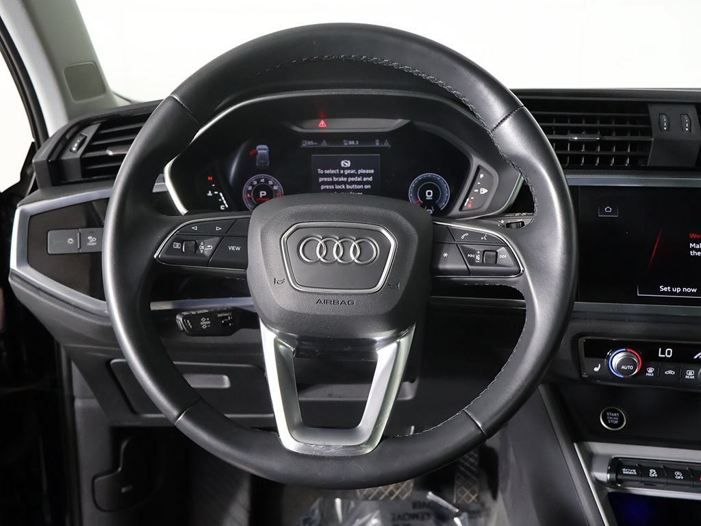 Used 2024 Audi Q3 2.0T Premium Plus w/ Premium Plus Package AWD/4WD image 37