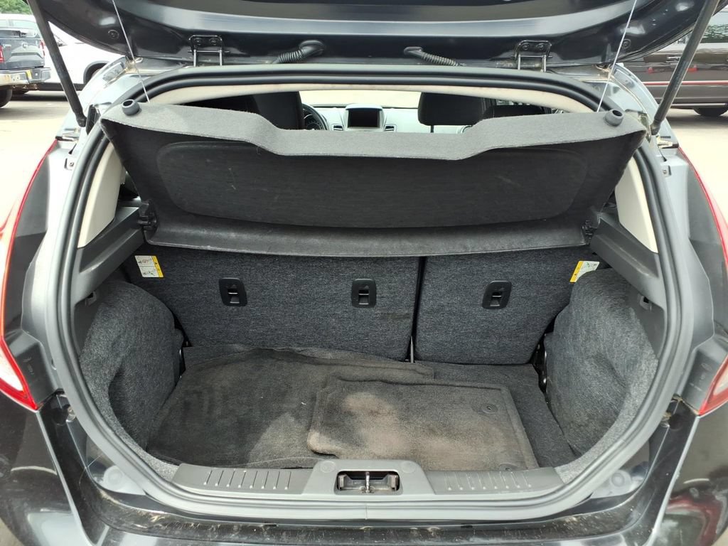 Used 2014 Ford Fiesta SE w/ Equipment Group 201A FWD image 24