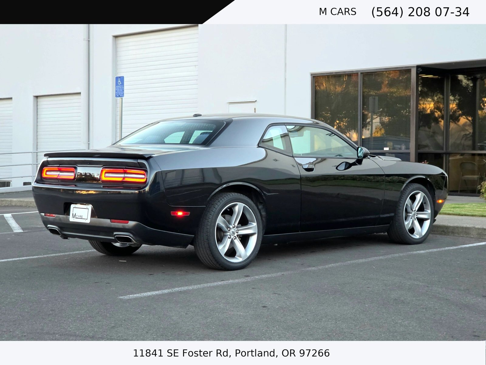 Used 2017 Dodge Challenger SXT w/ Super Sport Group (SS/T) RWD image 5