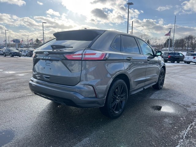 Certified 2023 Ford Edge ST-Line image 4