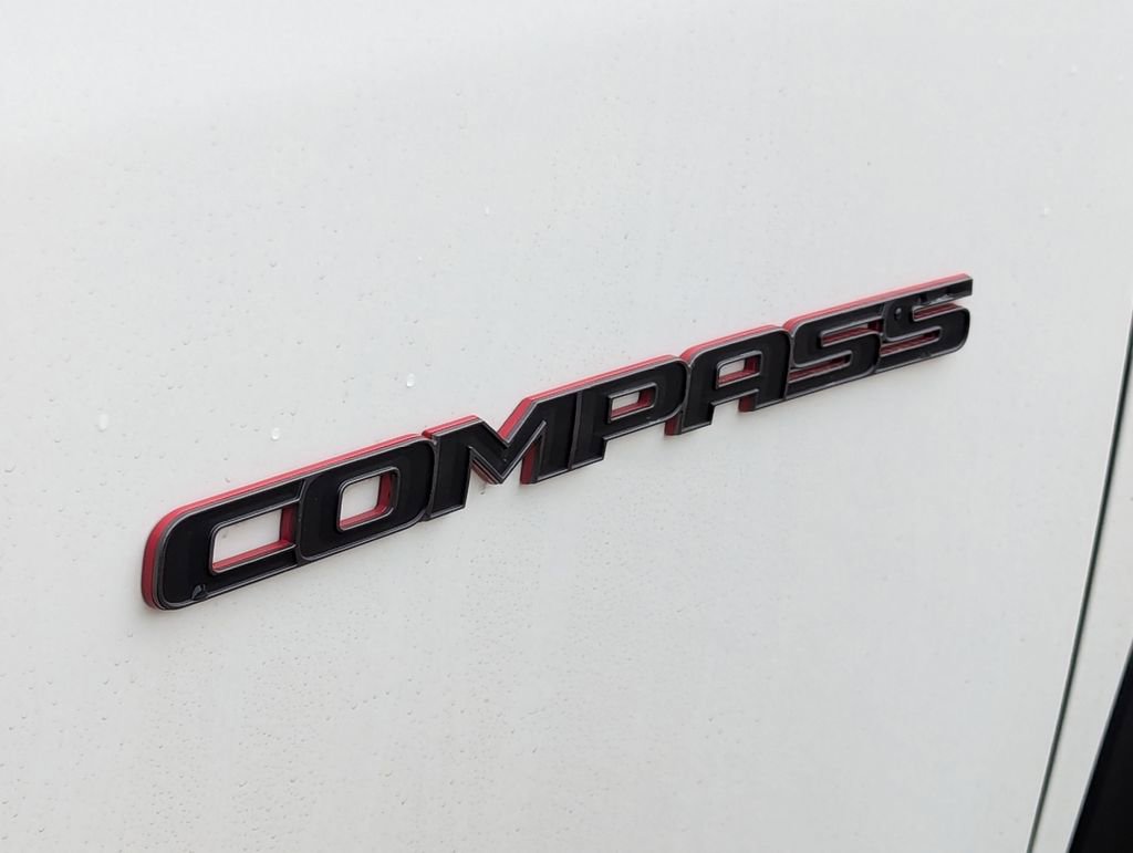 Used 2018 Jeep Compass Trailhawk w/ Navigation Group image 31