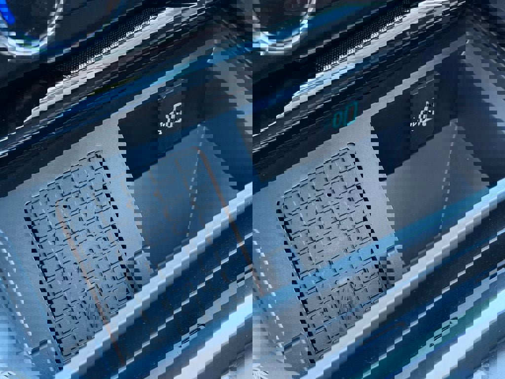 New 2026 Ford F250 Lariat w/ Black Appearance Package image 41